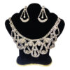 Juego de pendientes de Collar y Aretes